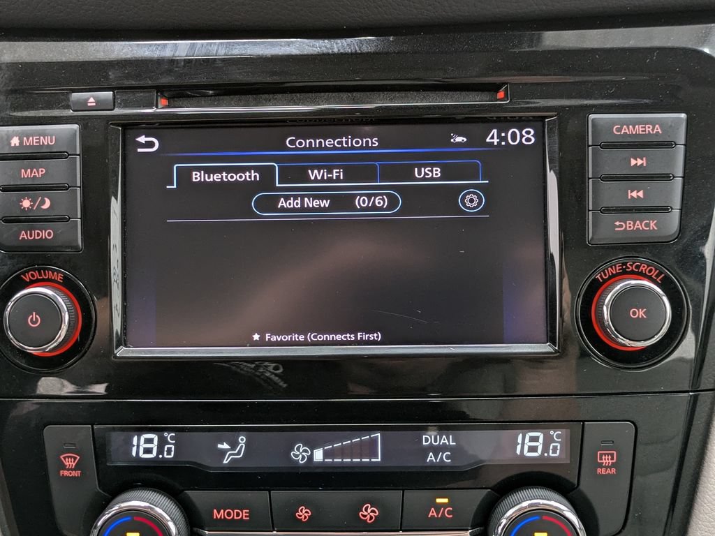 Used 2021 Nissan Rogue Sport SV AWD/4WD image 13