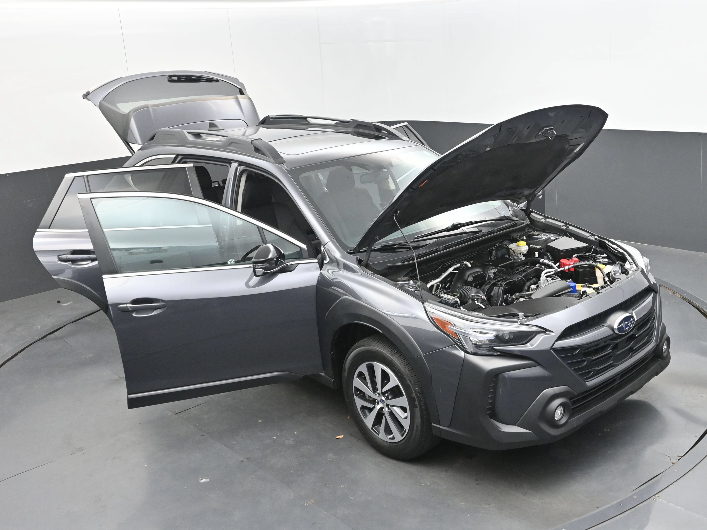 Used 2024 Subaru Outback Premium AWD/4WD image 39
