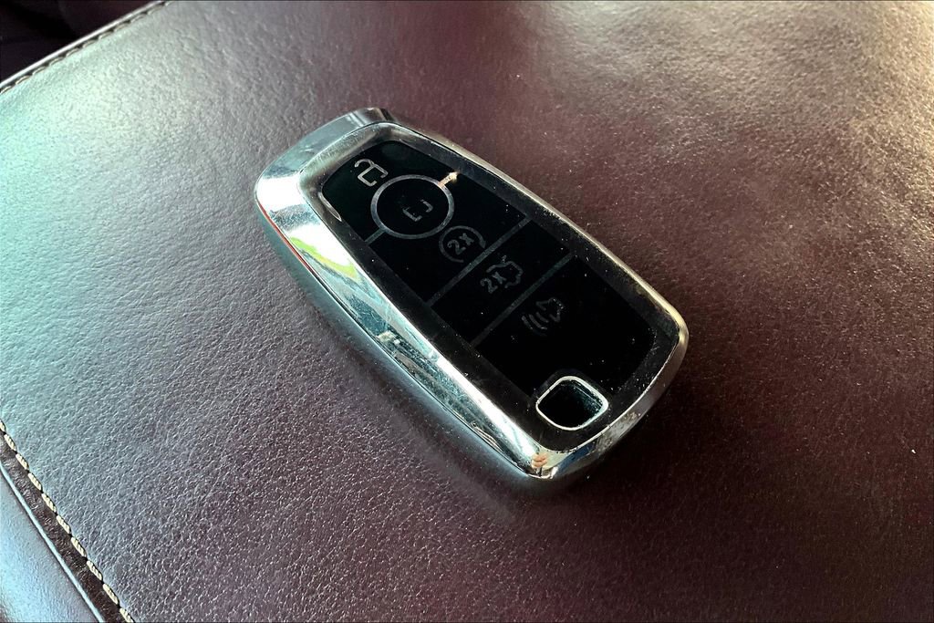 Used 2023 Lincoln Aviator Black Label w/ Dynamic Handling Package image 10