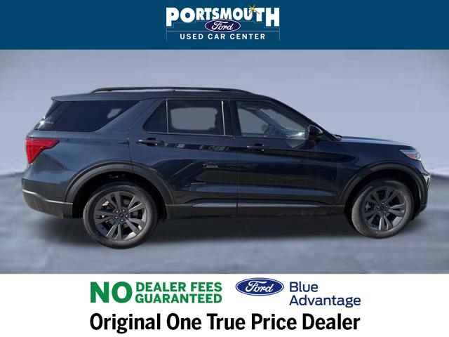 Certified 2022 Ford Explorer XLT w/ Equipment Group 202A image 6