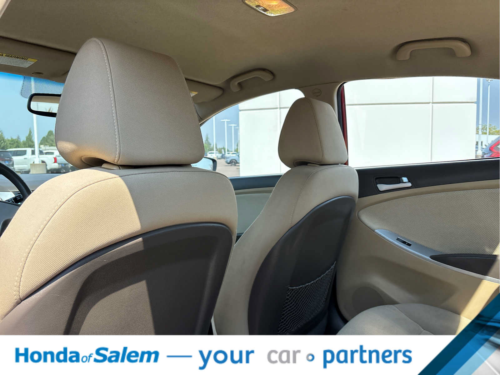 Used 2013 Hyundai Accent GLS FWD image 12