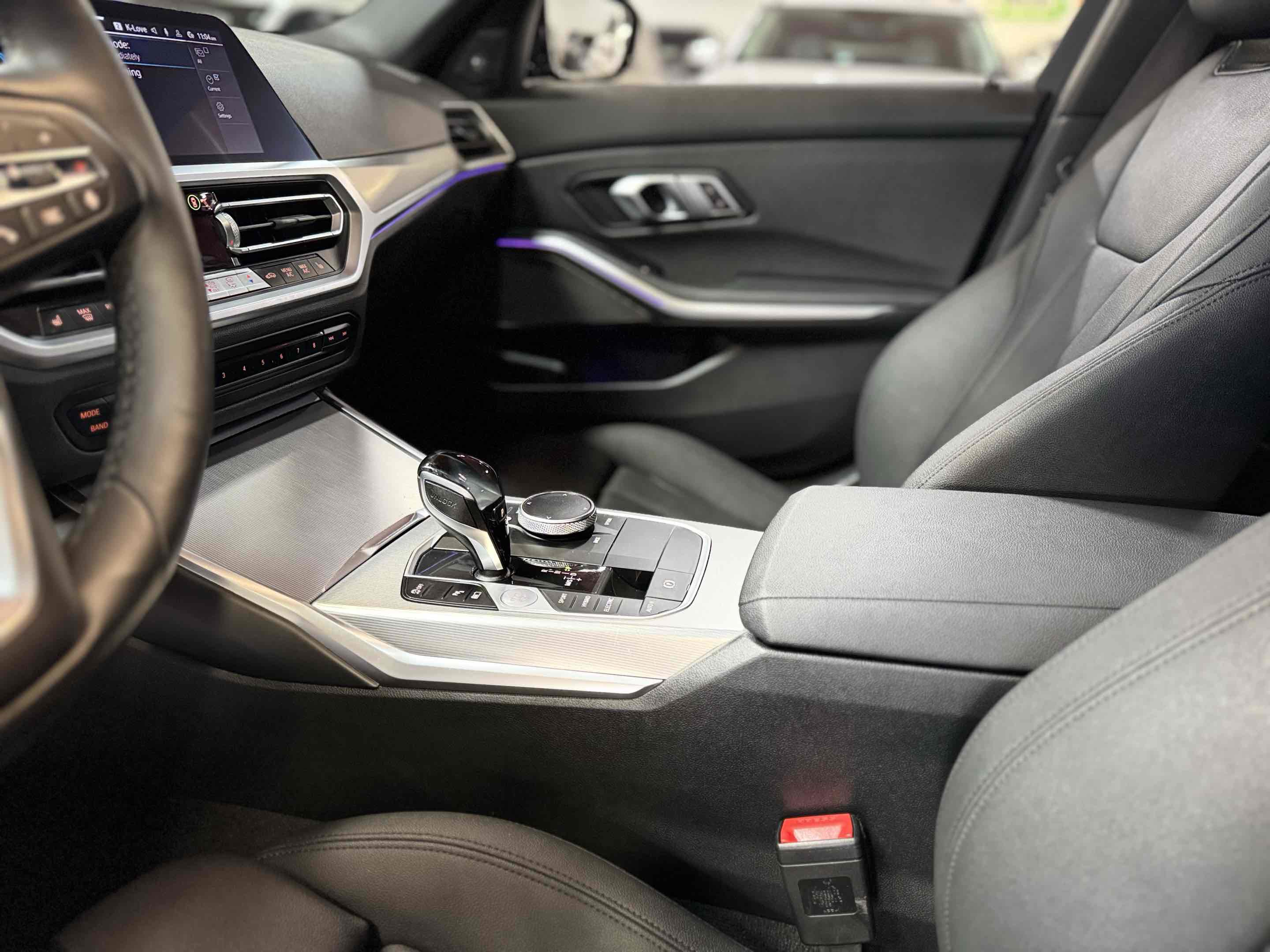 Used 2021 BMW 330e image 47