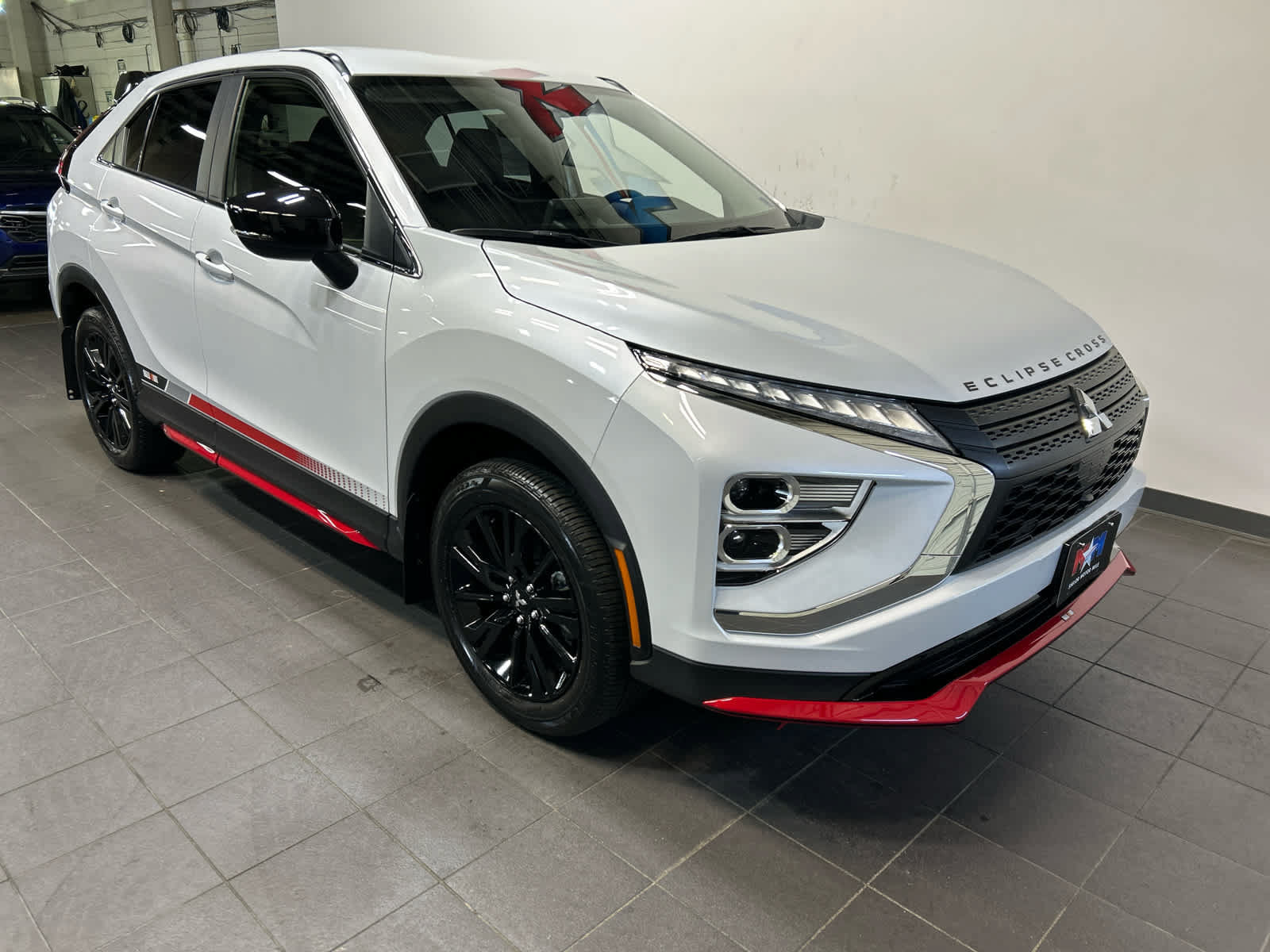 Used 2024 Mitsubishi Eclipse Cross Ralliart AWD/4WD image 2