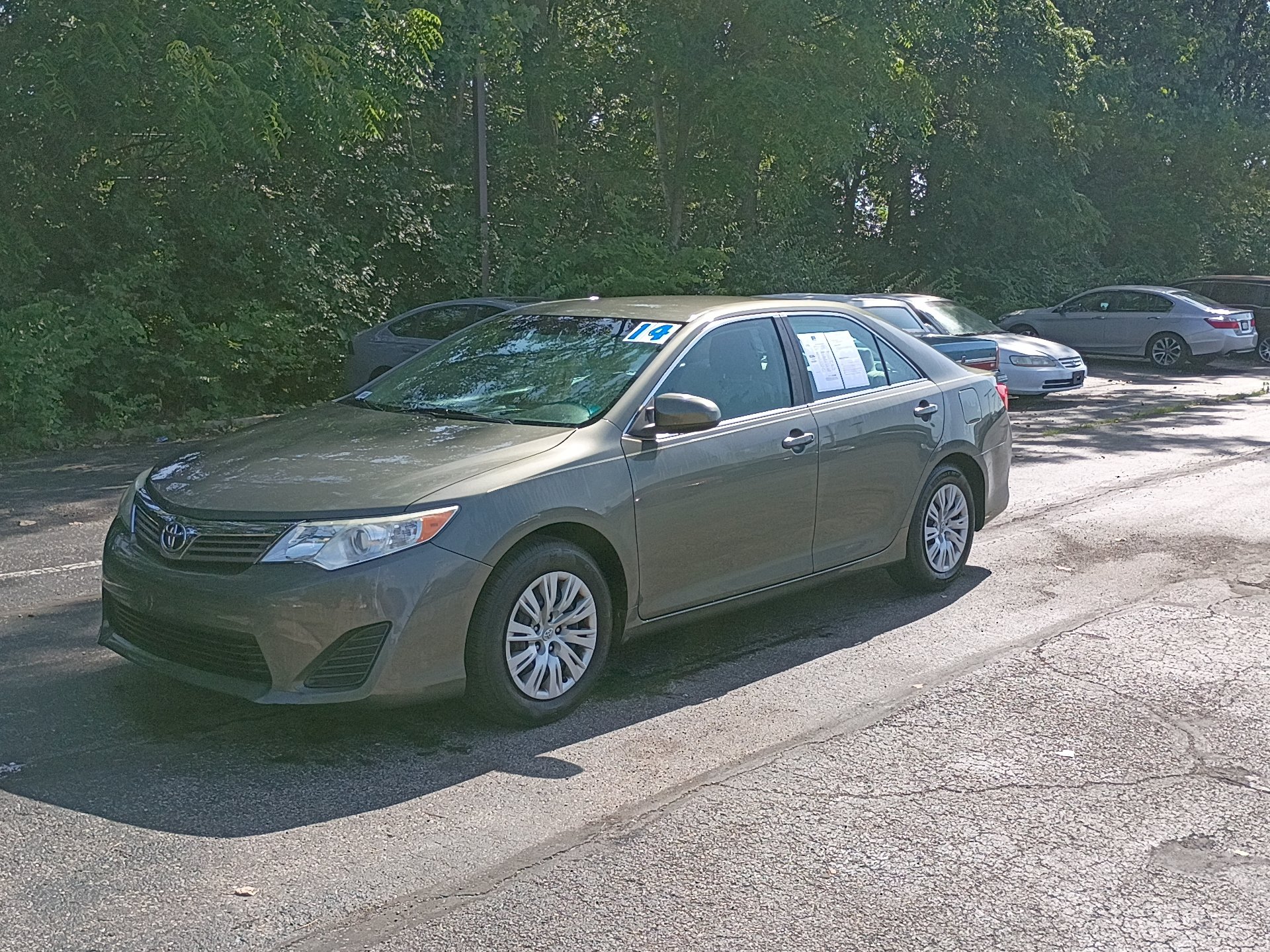 Used 2014 Toyota Camry FWD image 7