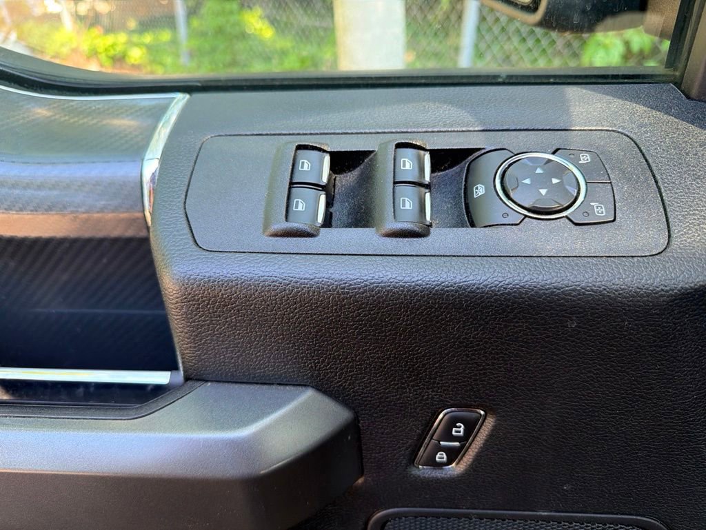 Used 2018 Ford F150 XLT w/ Equipment Group 302A Luxury AWD/4WD image 14
