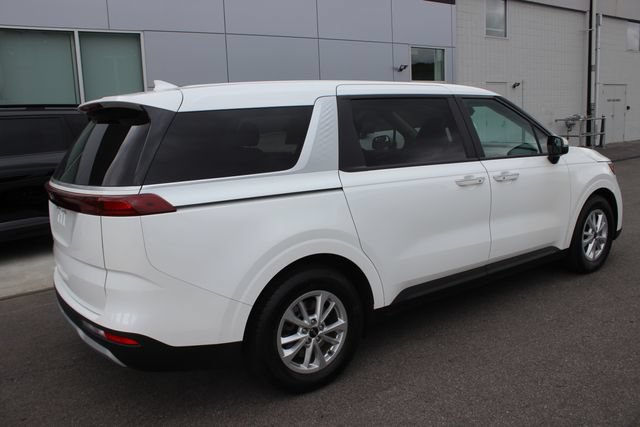 Certified 2024 Kia Carnival LX FWD image 27