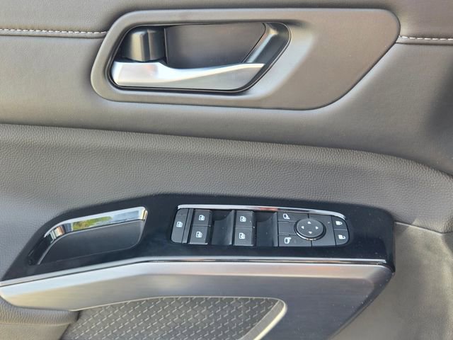 New 2026 Nissan Pathfinder SL image 30