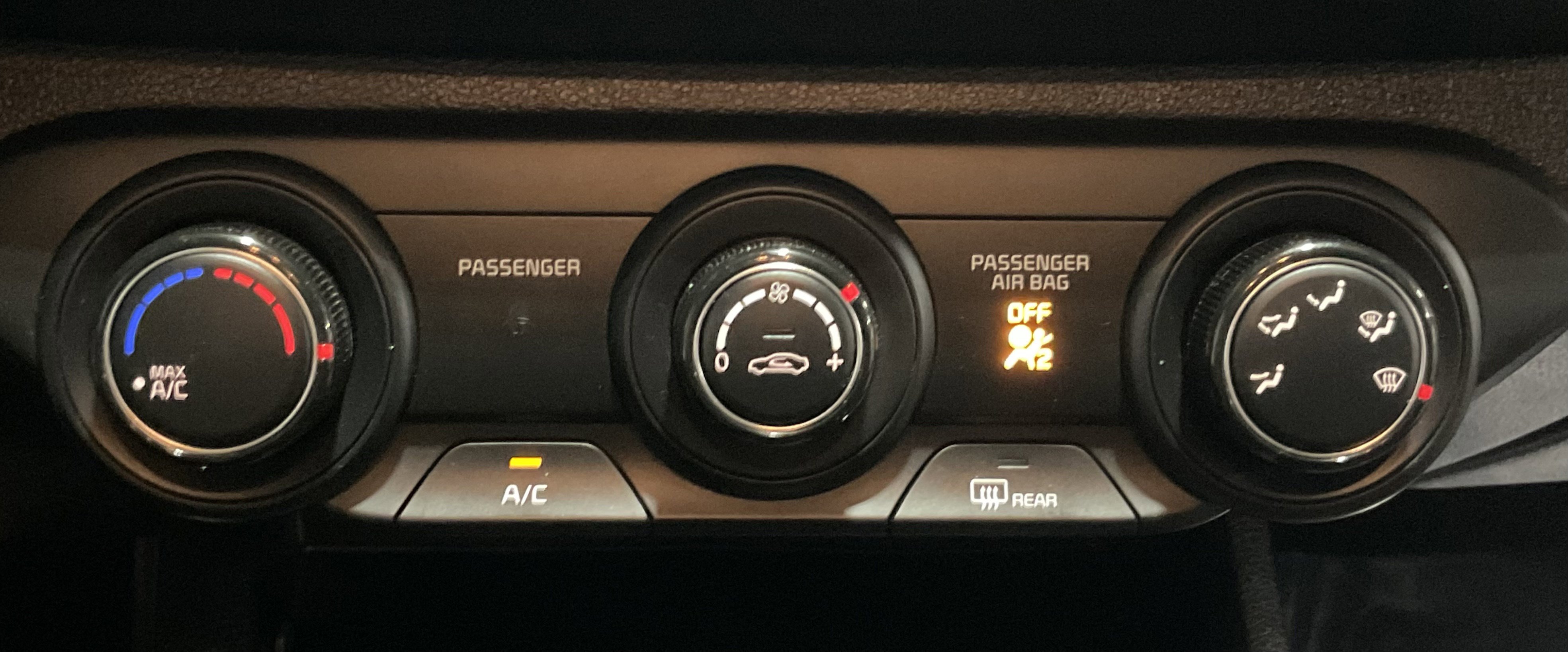 Used 2024 Kia Forte LXS FWD image 13