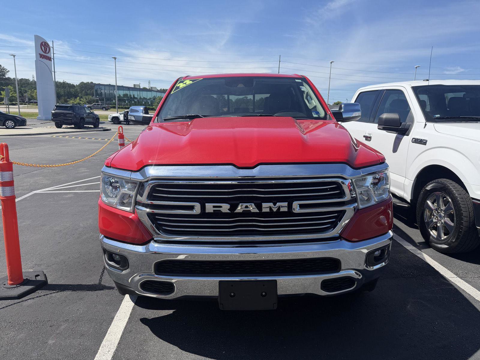 Used 2022 RAM 1500 Laramie AWD/4WD image 2