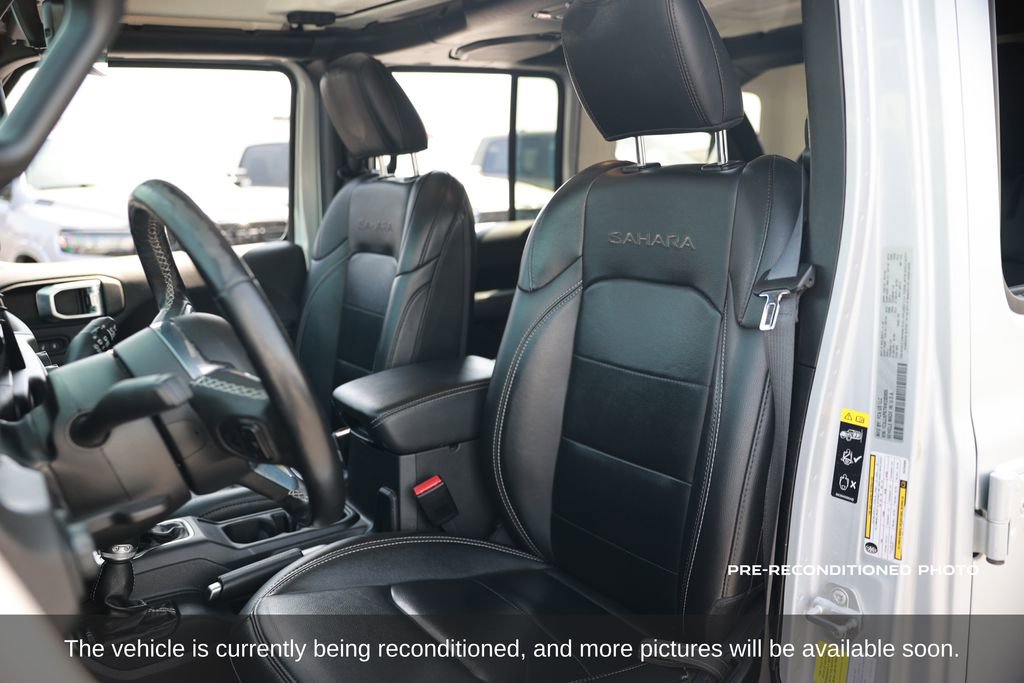 Used 2022 Jeep Wrangler Unlimited Sahara w/ Cold Weather Group image 11