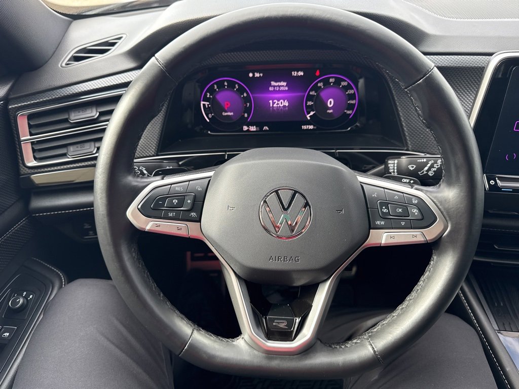 Certified 2025 Volkswagen Atlas Cross Sport SEL R-Line image 18