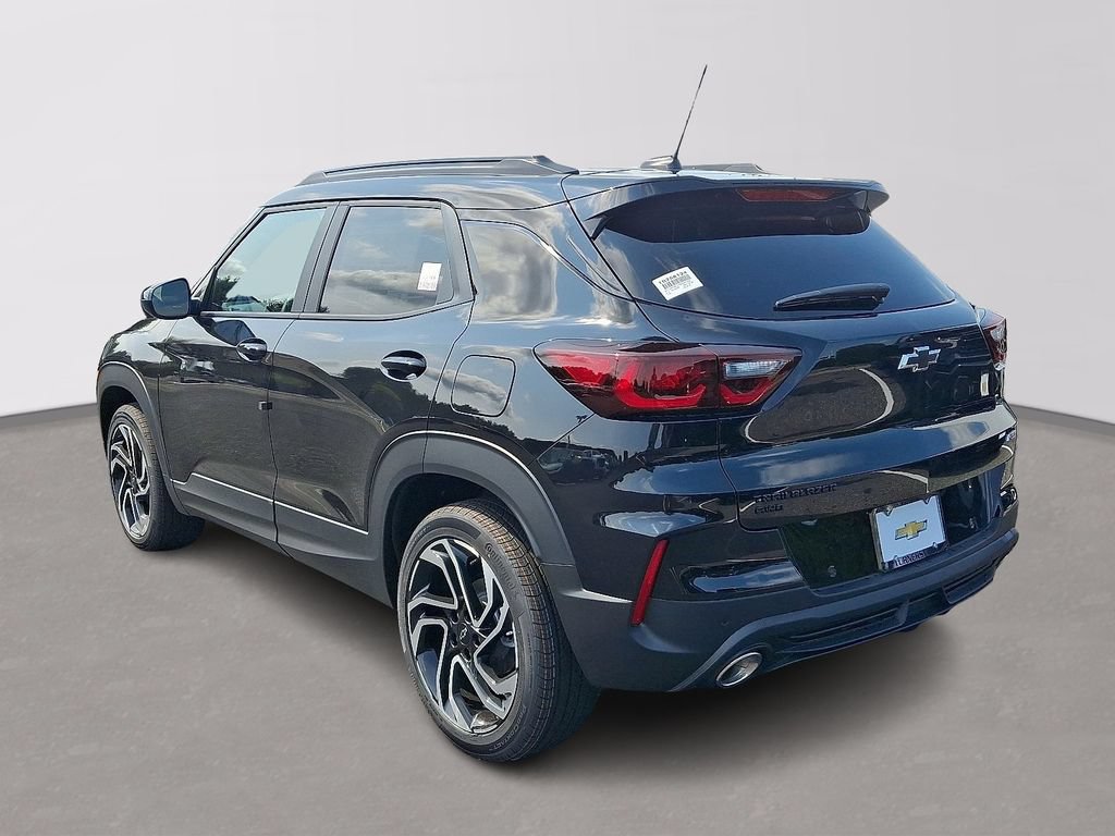 New 2026 Chevrolet TrailBlazer RS w/ Convenience Package AWD/4WD image 3