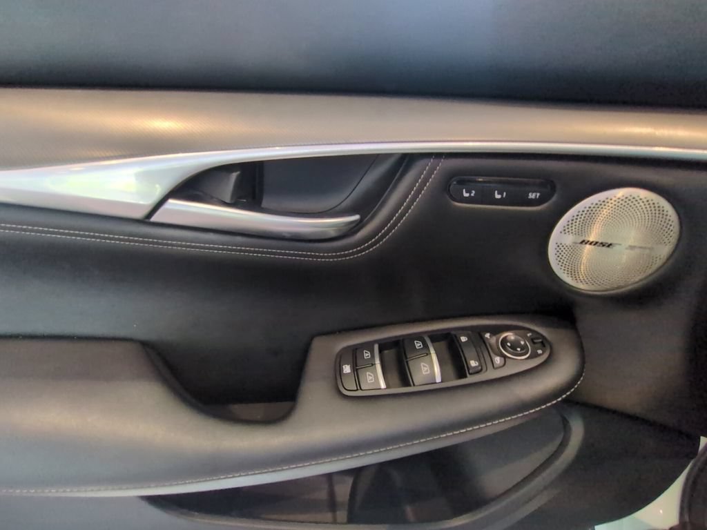 Used 2023 INFINITI QX55 Essential AWD/4WD image 11