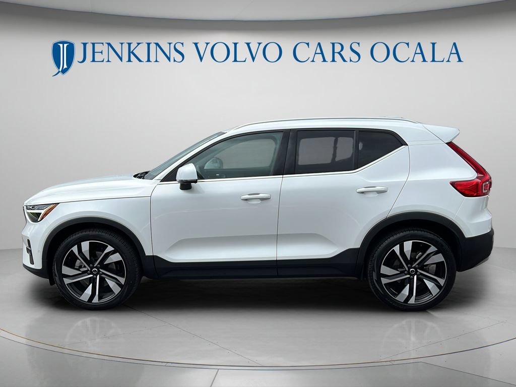 Used 2024 Volvo XC40 B5 Plus w/ Climate Package AWD/4WD image 6