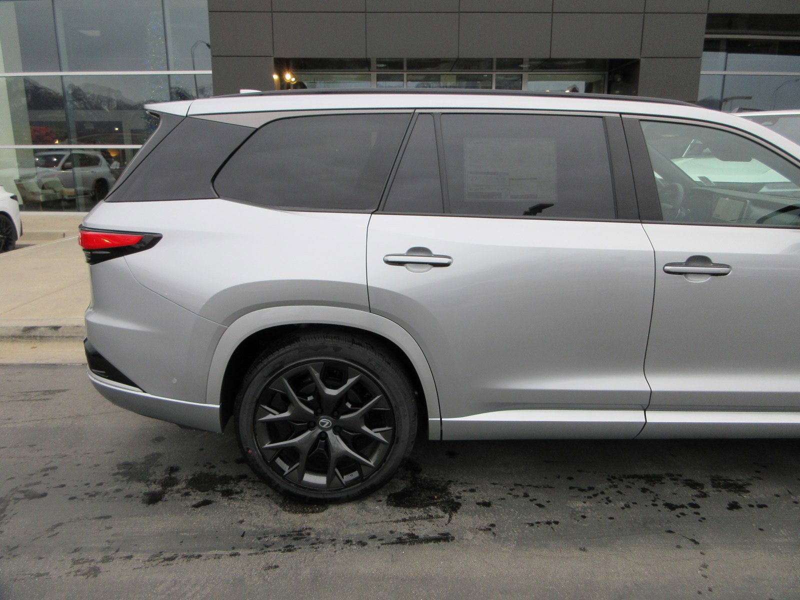 New 2026 Lexus TX 500h AWD image 11