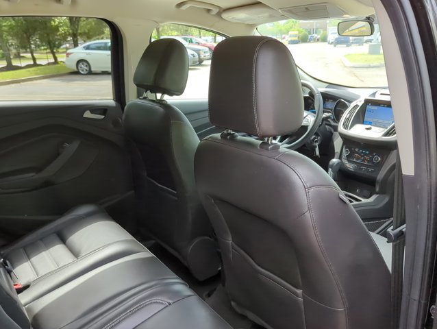 Used 2017 Ford Escape SE w/ SE Leather Comfort Package image 21