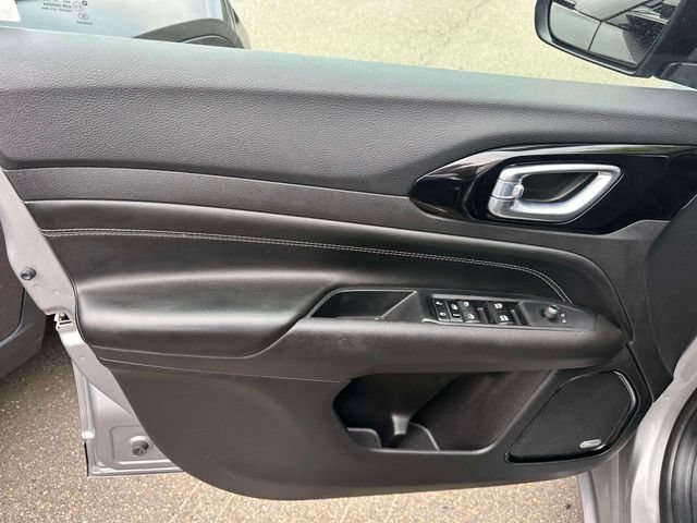 Used 2023 Jeep Compass High Altitude AWD/4WD image 17