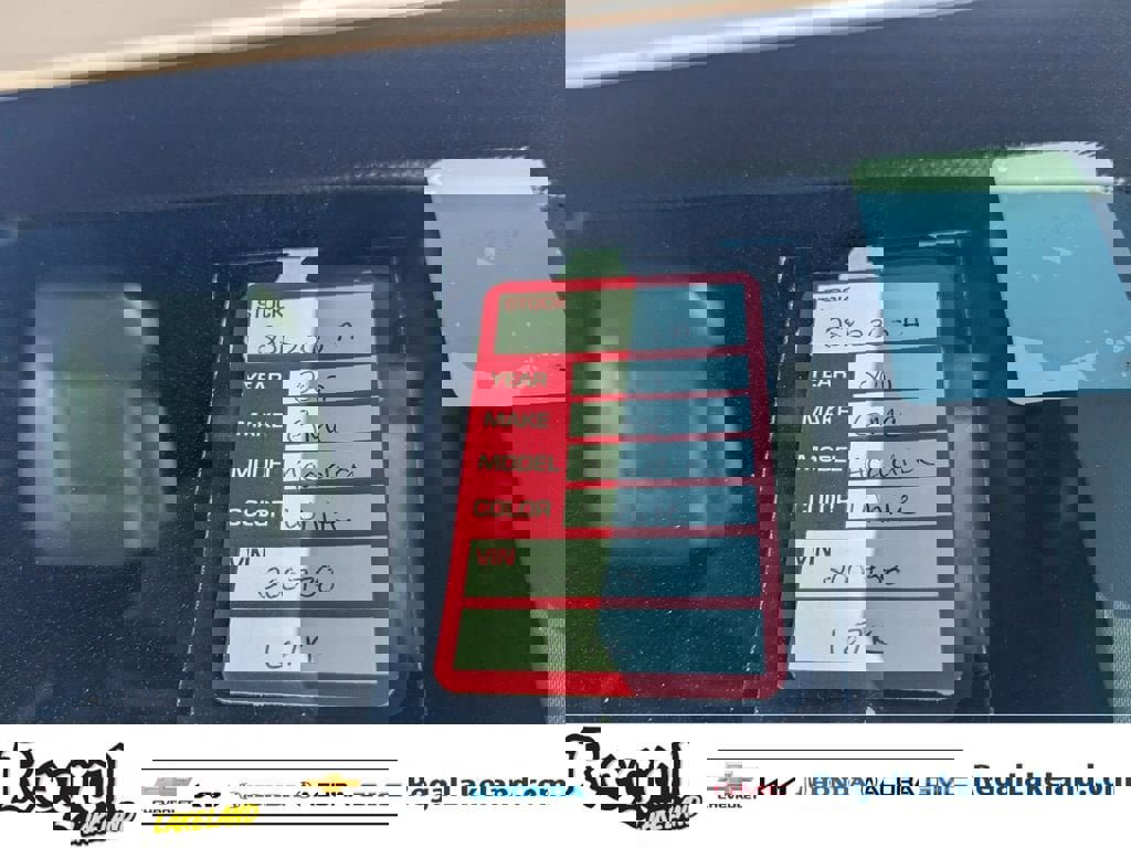 Used 2017 GMC Acadia SLT image 10