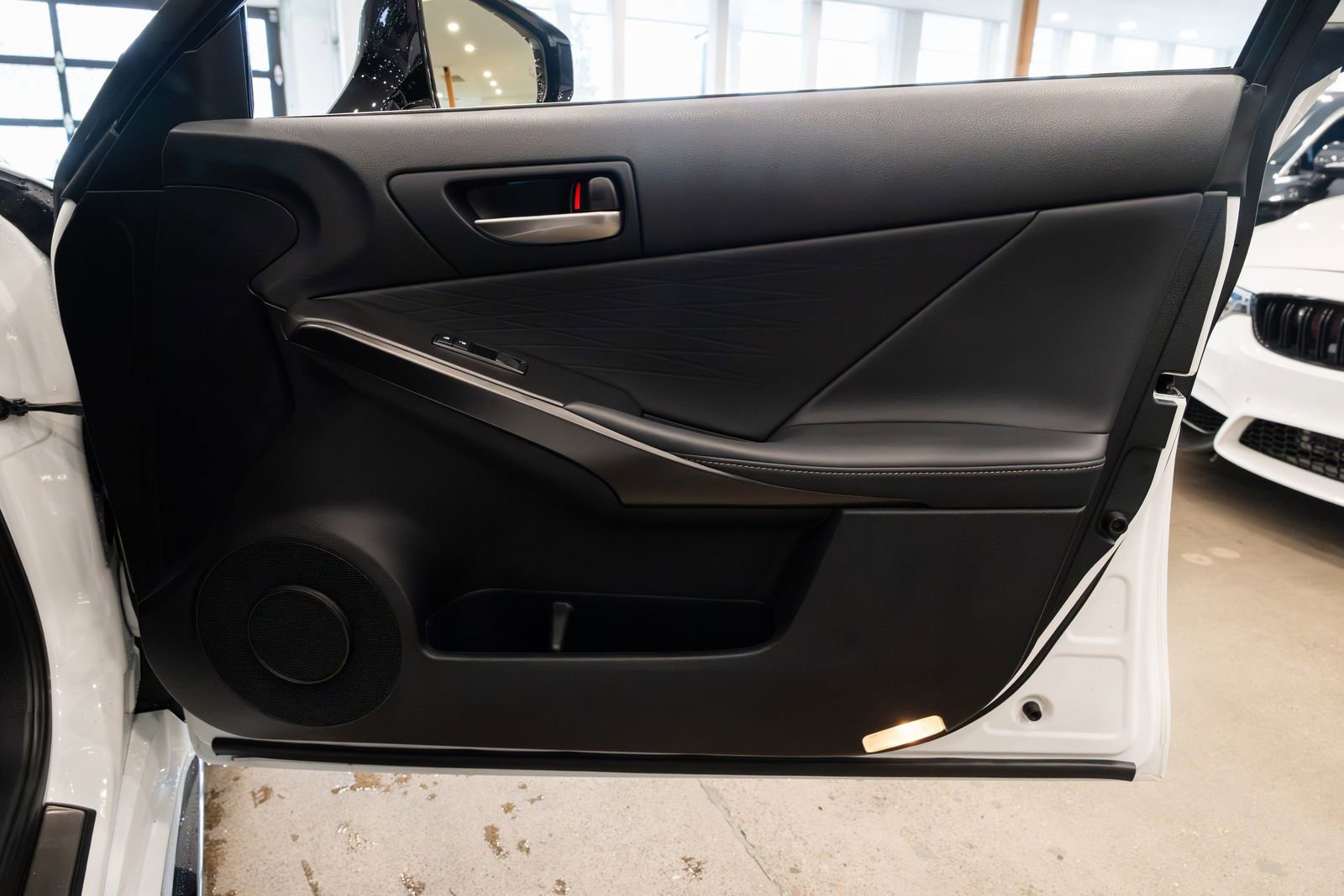 Used 2024 Lexus IS 350 F Sport image 4