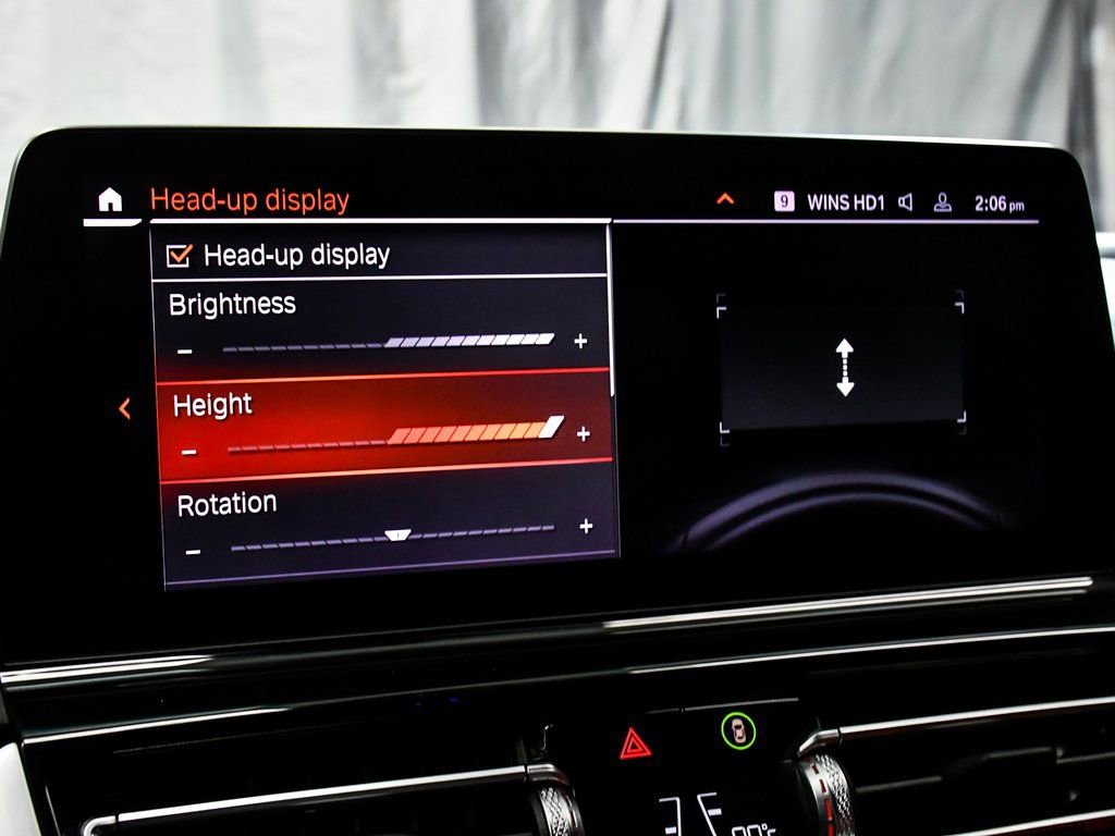 Used 2024 BMW 840i Convertible w/ M Sport Professional Package image 34