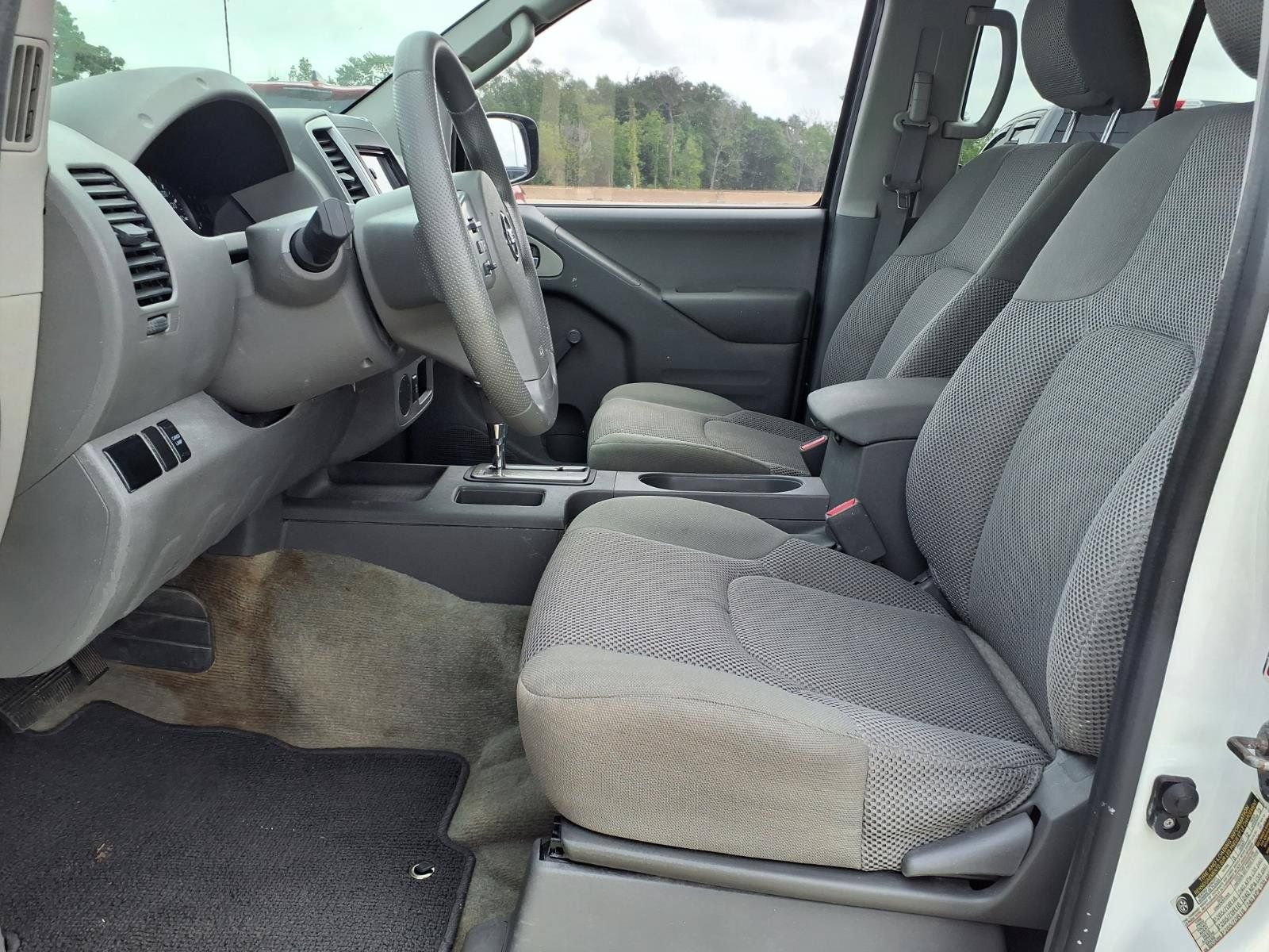 Used 2015 Nissan Frontier S RWD image 15