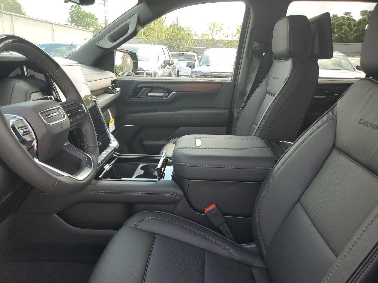 New 2027 GMC Yukon Denali w/ Denali Reserve Package AWD/4WD image 19