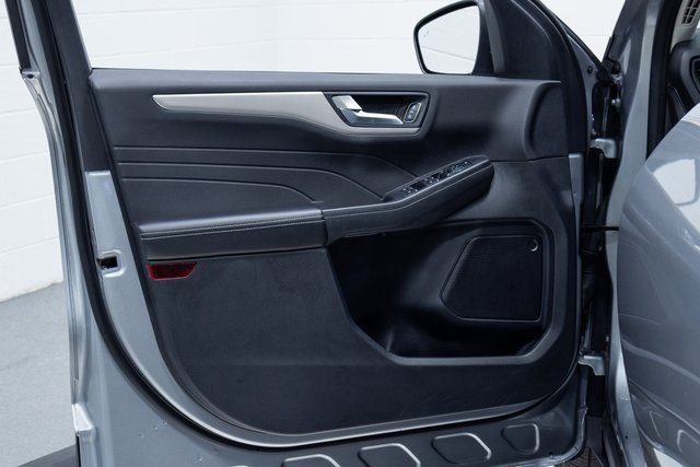 Used 2022 Ford Escape SEL image 10