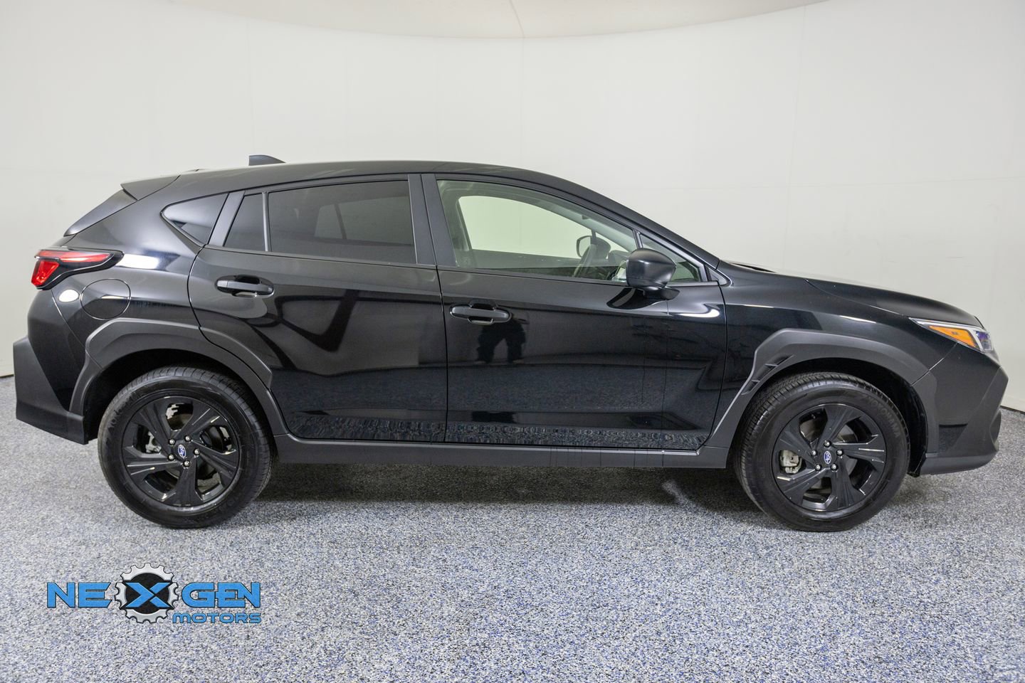 Used 2024 Subaru Crosstrek 2.0i AWD/4WD image 8