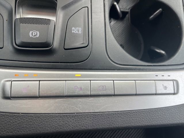 Used 2025 Kia Carnival image 22