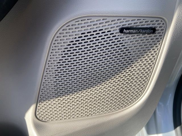 Used 2022 Chrysler Pacifica Limited image 18