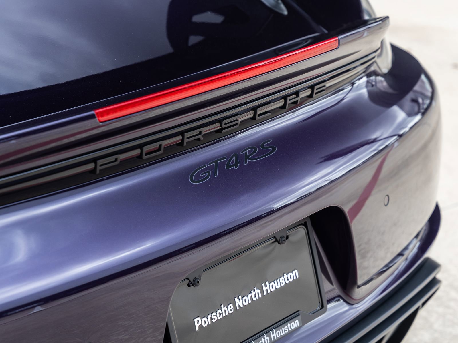 Certified 2025 Porsche 718 Cayman GT4 RS RWD image 18