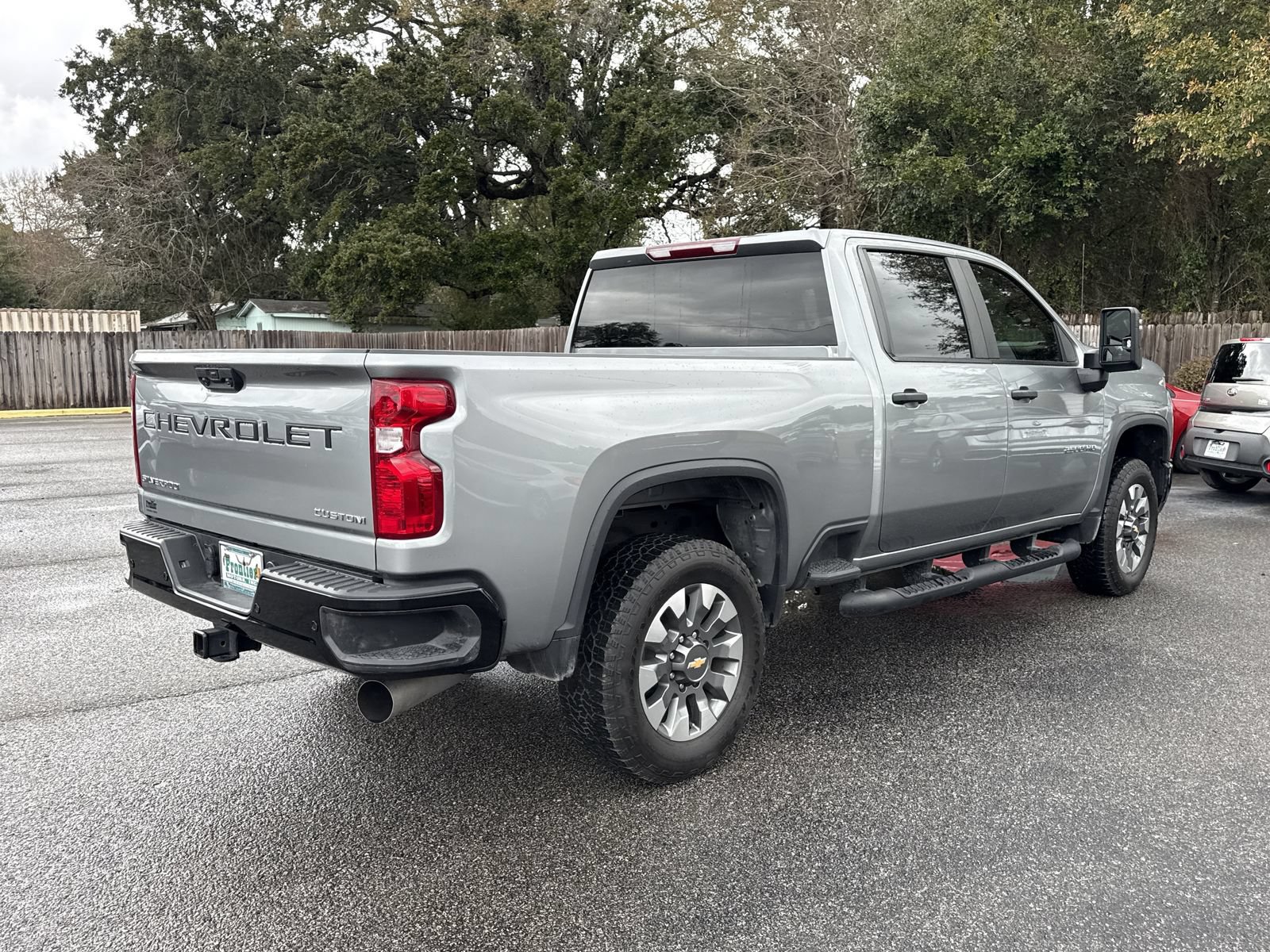 Used 2025 Chevrolet Silverado 2500 Custom w/ Custom Value Package AWD/4WD image 5