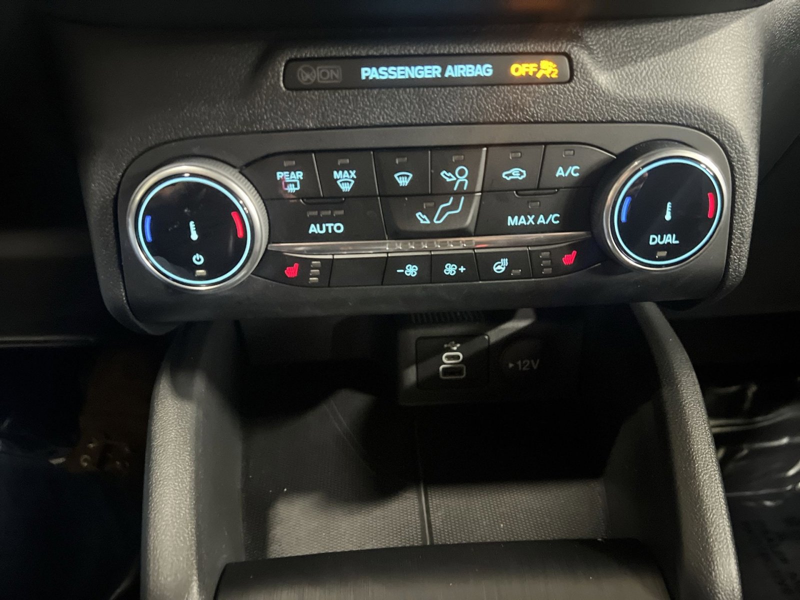 Used 2025 Ford Escape ST-Line w/ Equipment Group 301A image 20