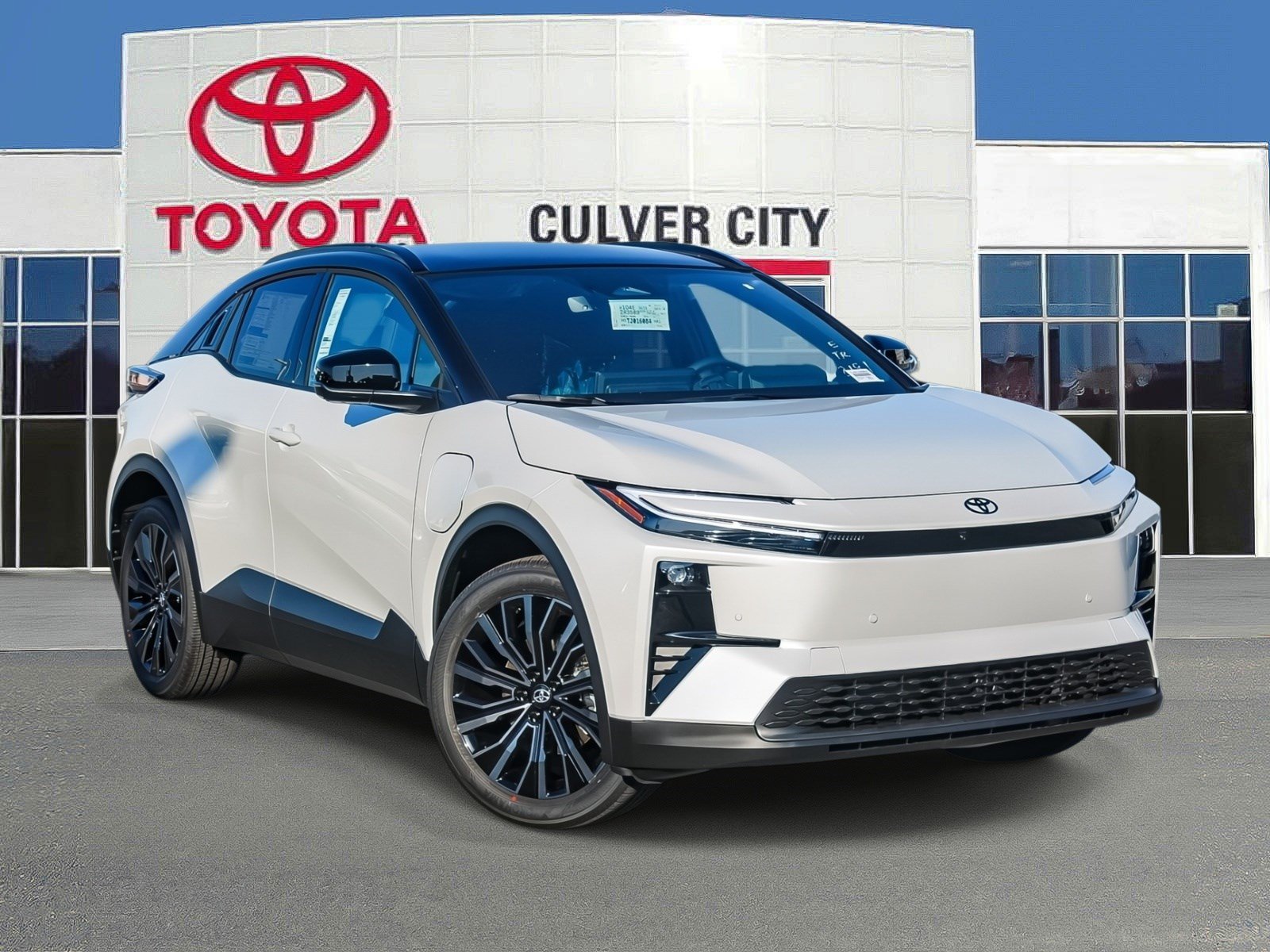 New 2026 Toyota C-HR AWD/4WD image 1