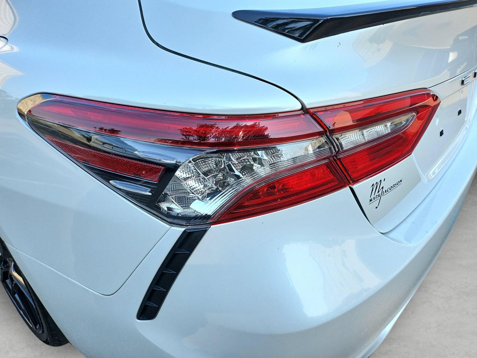 Used 2021 Toyota Camry XSE FWD image 14