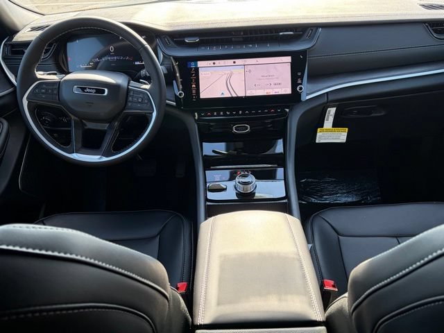 New 2026 Jeep Grand Cherokee Limited w/ Limited Altitude Package AWD/4WD image 36