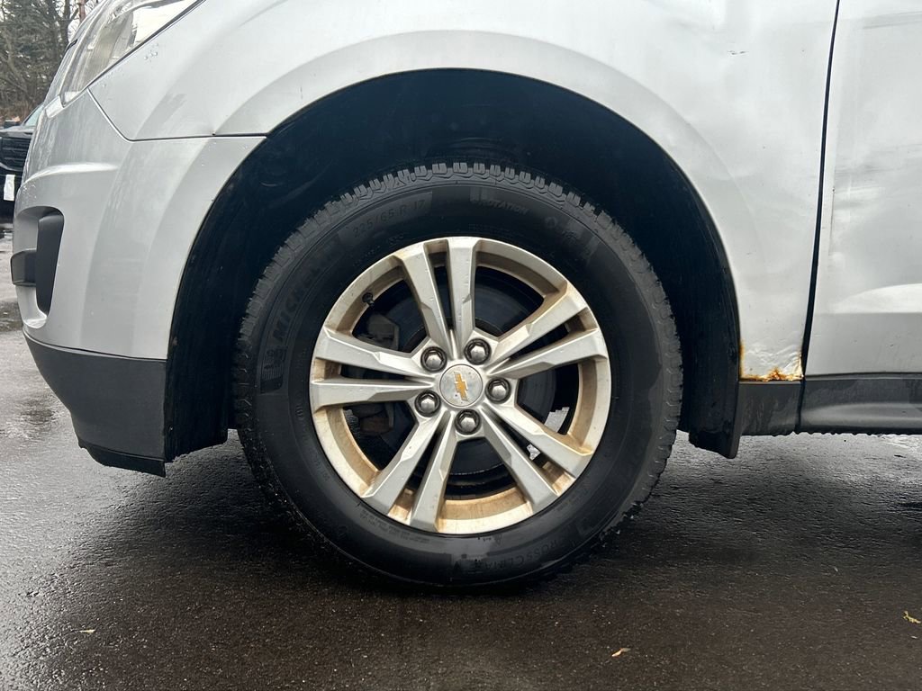 Used 2013 Chevrolet Equinox LS image 9