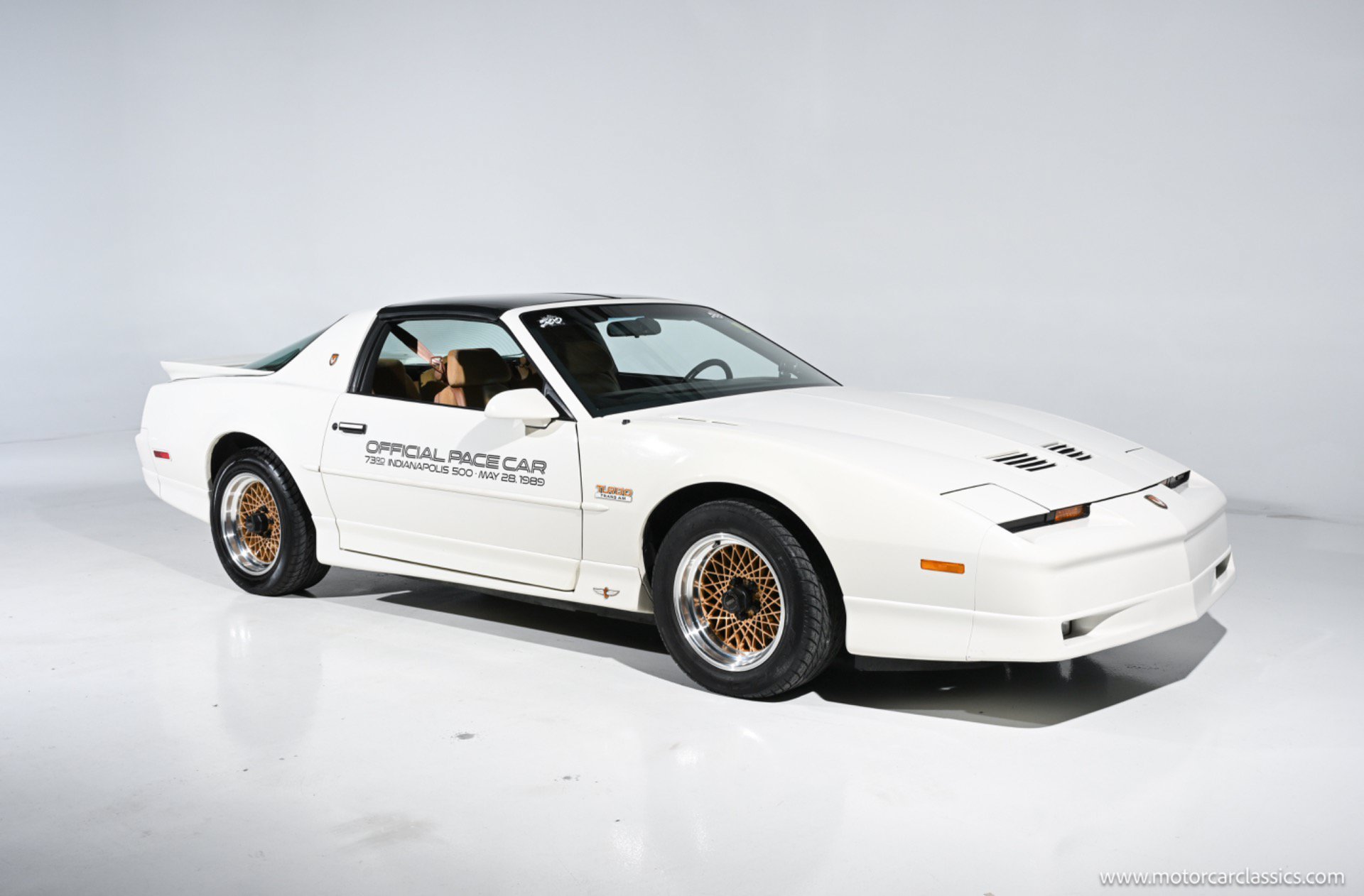 Used 1989 Pontiac Firebird Trans Am RWD image 2