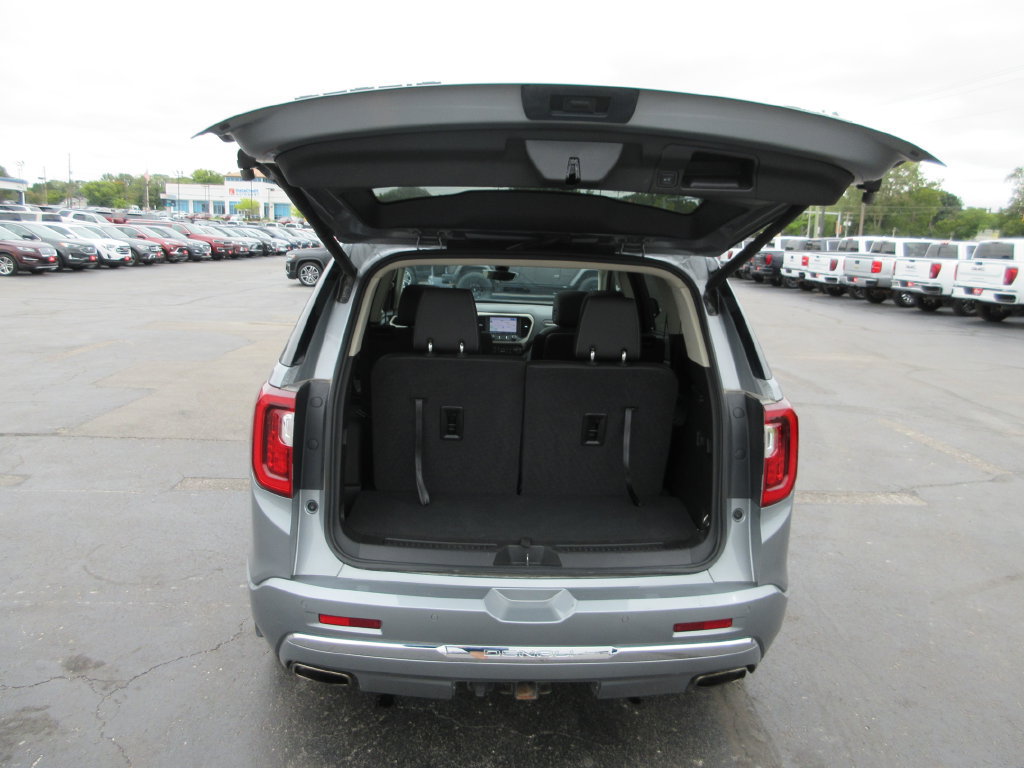 Certified 2023 GMC Acadia Denali w/ Denali Ultimate Package AWD/4WD image 8