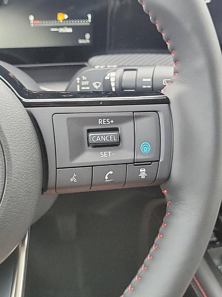 New 2026 Nissan Kicks SR w/ SR Premium Package AWD/4WD image 28