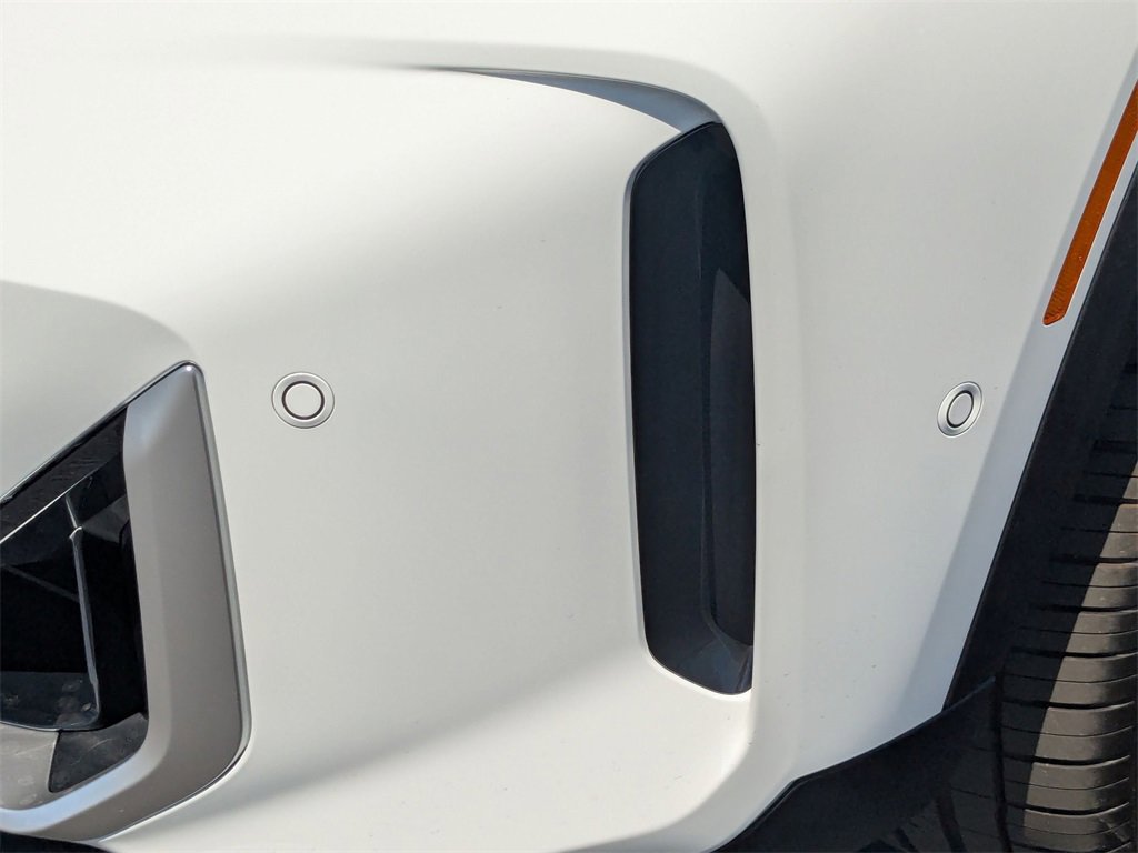 New 2026 BMW X5 sDrive40i image 23