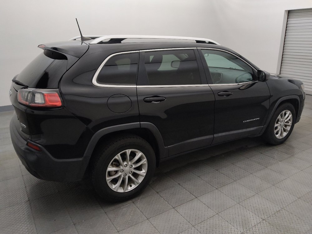 Used 2019 Jeep Cherokee Latitude w/ Popular Appearance Group FWD image 10