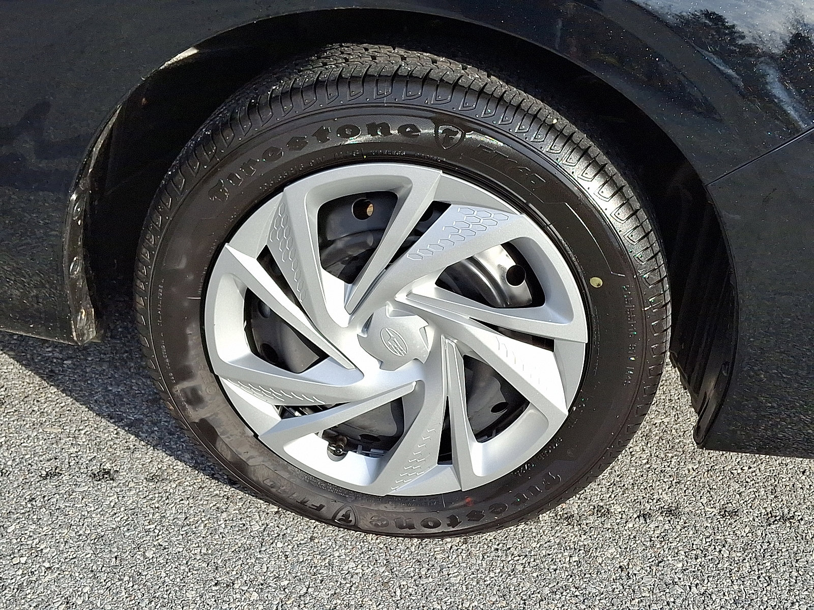 Certified 2025 Subaru Impreza 2.0i image 8