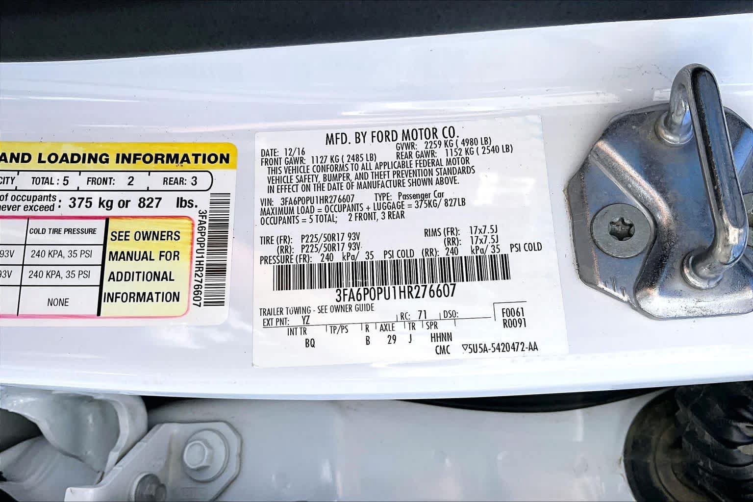 Used 2017 Ford Fusion Energi SE FWD image 35