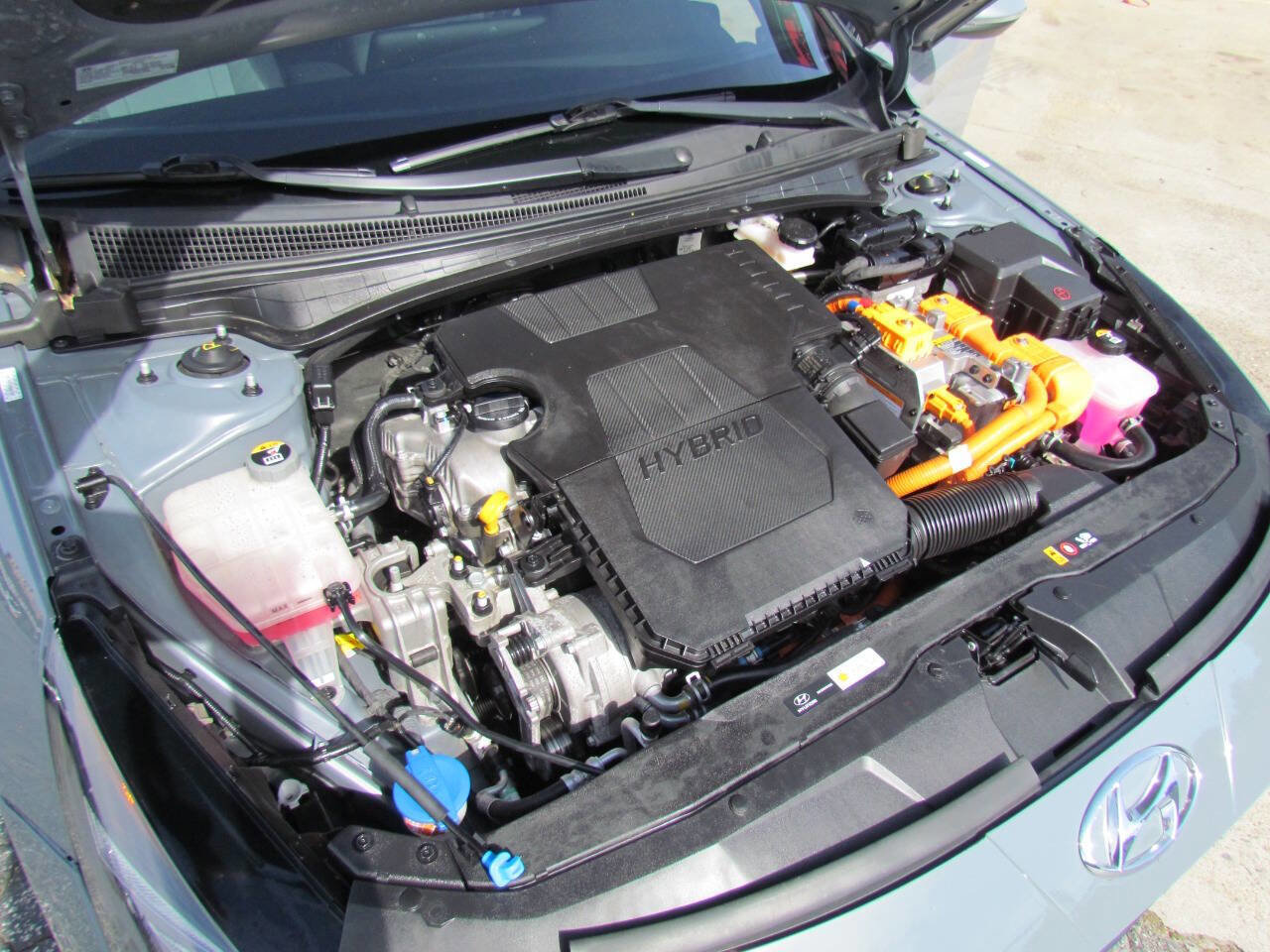 Used 2021 Hyundai Elantra Limited image 23