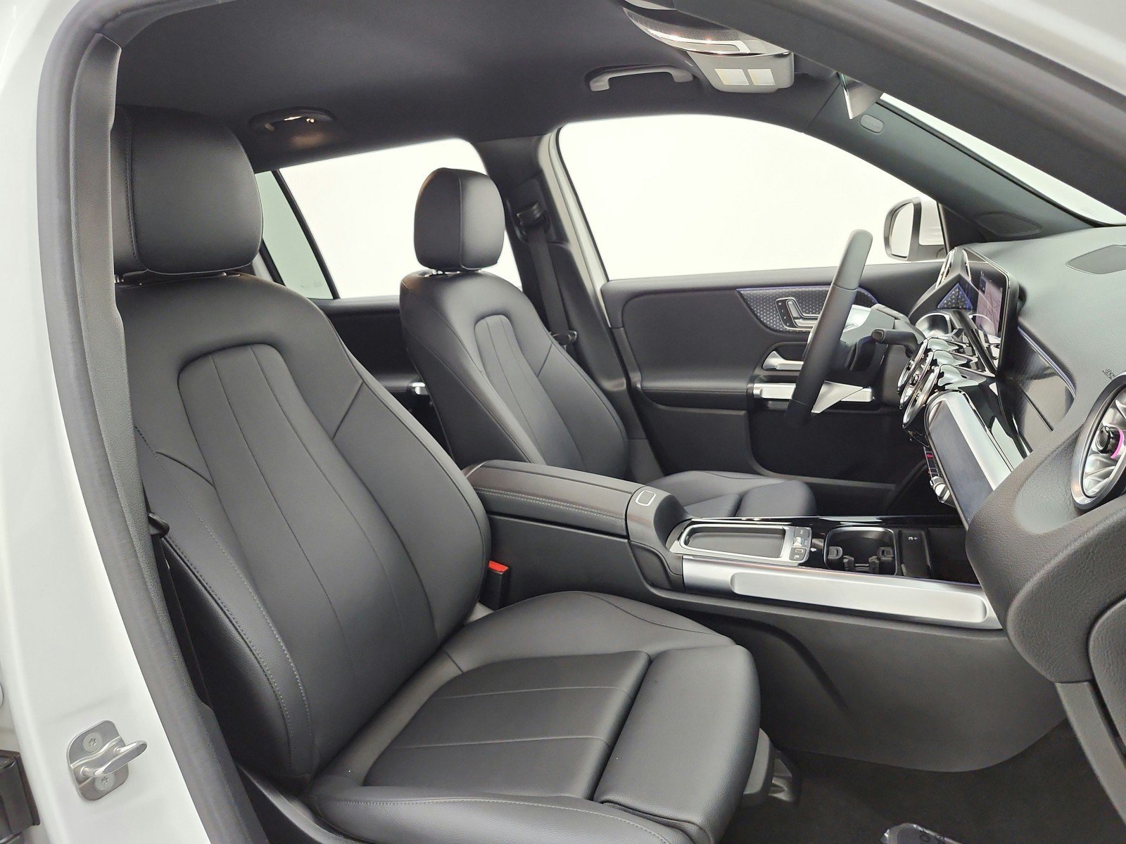 Certified 2025 Mercedes-Benz EQB 250+ image 18