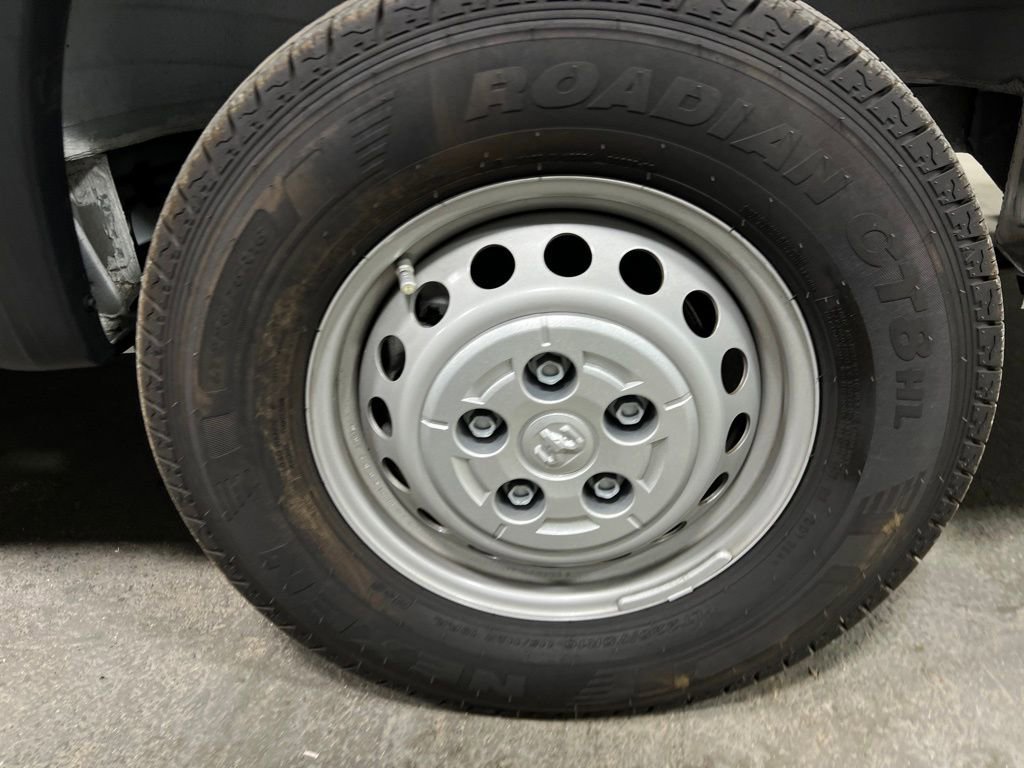 Used 2024 RAM ProMaster 3500 w/ Delivery Van Package image 36