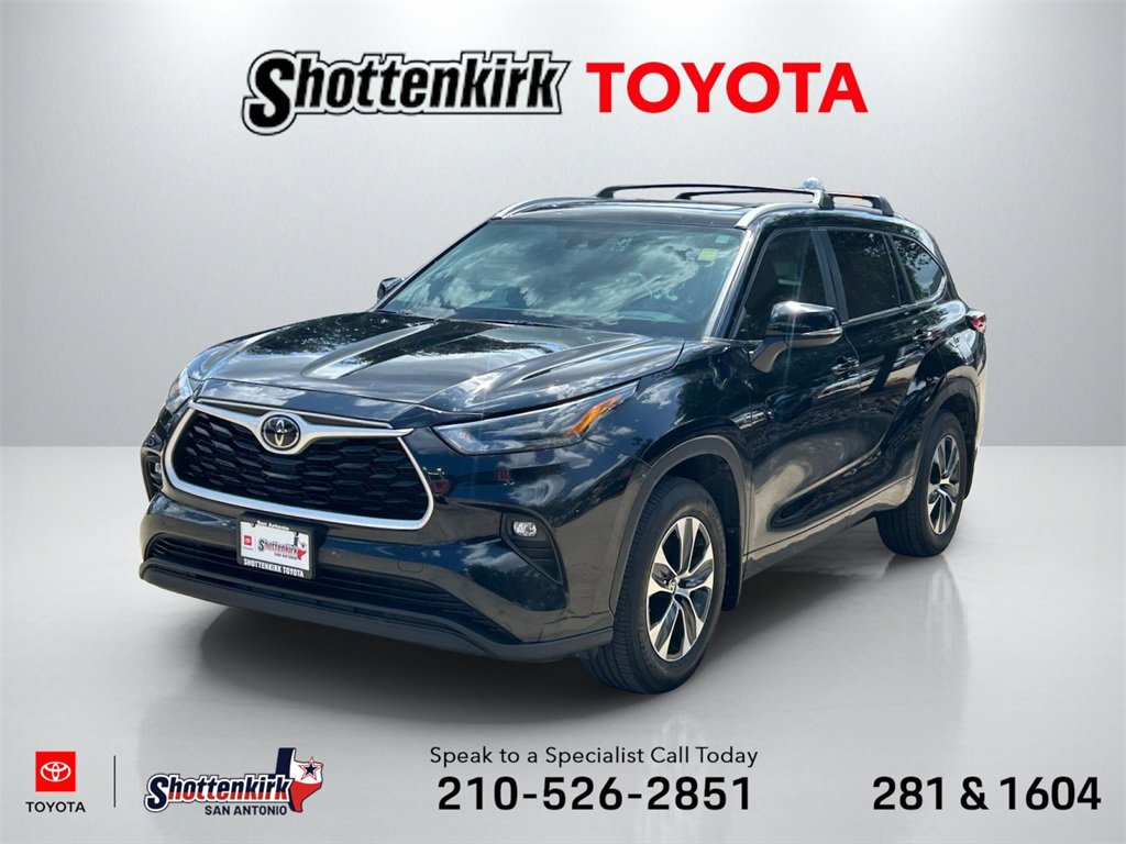 Certified 2023 Toyota Highlander Limited