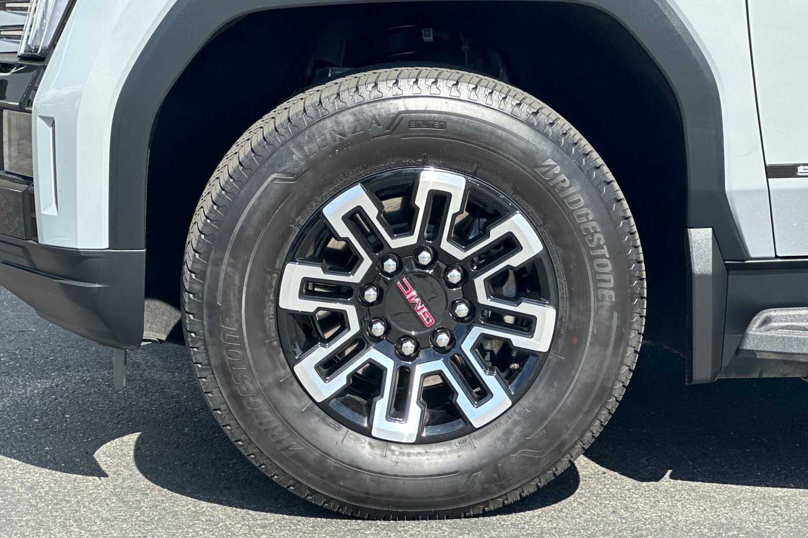 Used 2026 GMC Sierra EV Elevation image 33