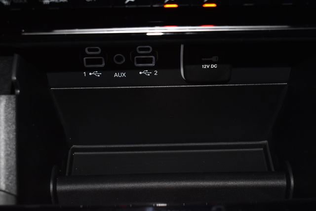 New 2025 Jeep Grand Cherokee Limited w/ Trailer Tow Package image 18